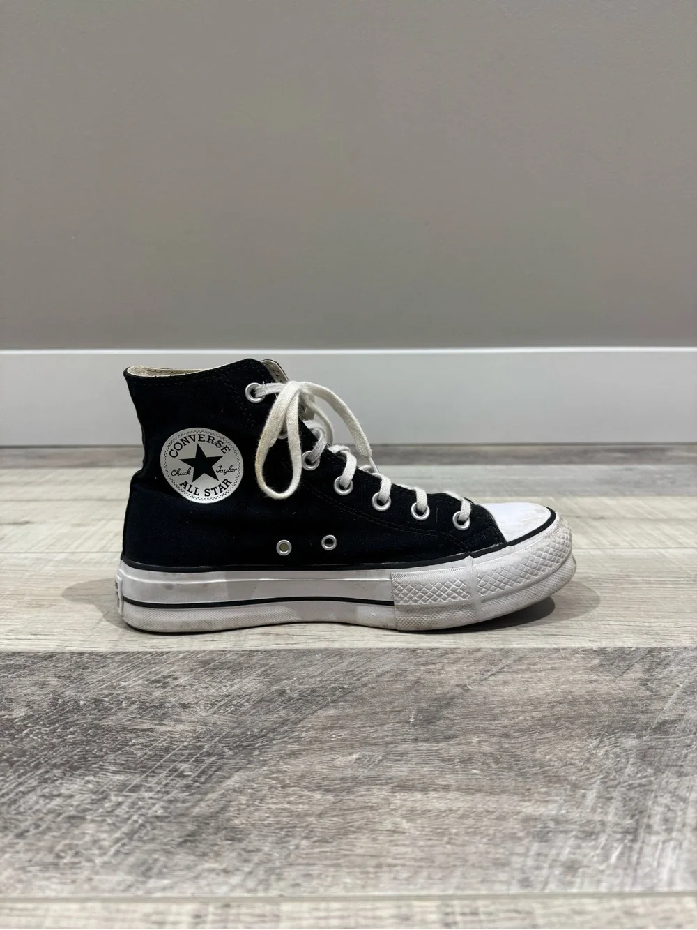 Converse Chuck Taylor All Star High Top Black Canvas Sneakers Women’s 8.5 - Picture 7 of 8